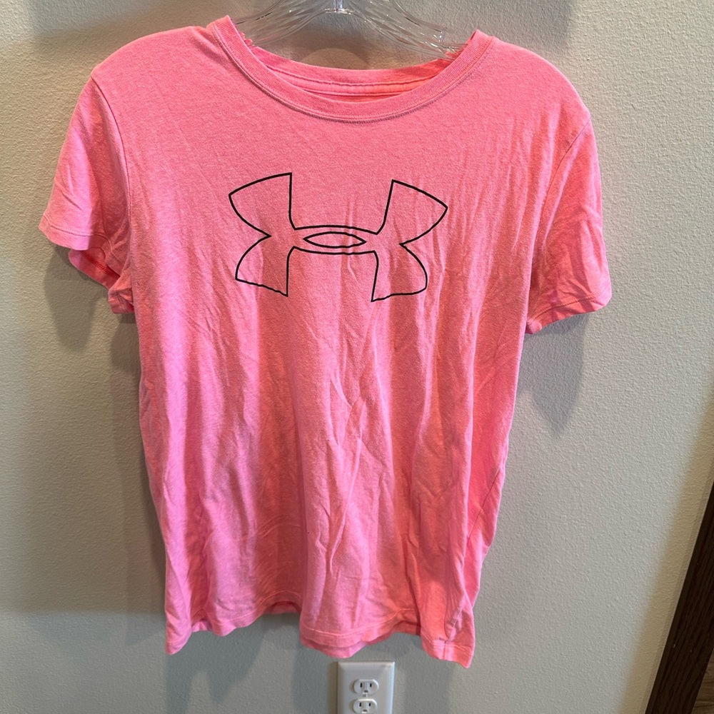 Under Armour shirt!